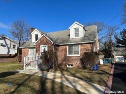 9 Grange Street Huntington, NY 11743