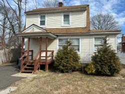 76 Weberfield Avenue Freeport, NY 11520
