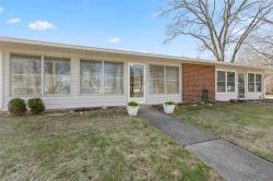 232 Blackpool Court E Ridge, NY 11961