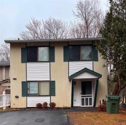 14 Elizabeth Way Kiamesha Lake, NY 12751
