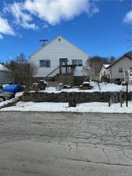 18 Waterford Road Patterson, NY 12563