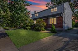 1241 G Street Valley Stream, NY 11580
