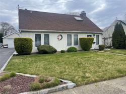 15 Copiague Place Copiague, NY 11726