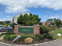 112 Dawson Lane Jericho, NY 11753