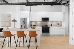 475 Kent Avenue 702 Brooklyn, NY 11249