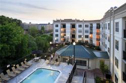100 Glen Street N2207 Glen Cove, NY 11542