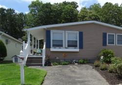 77 Village Circle W Manorville, NY 11949