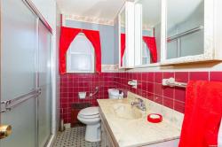 40 Roeckel Avenue 1st Fl Valley Stream, NY 11580
