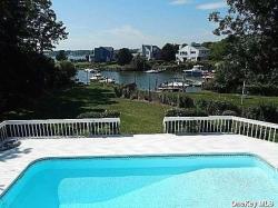 39 Grant Boulevard Hampton Bays, NY 11946