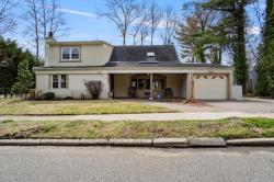 94 Croyden Avenue Great Neck, NY 11023