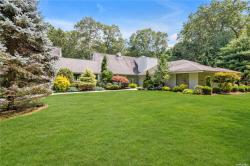8 Black Rock Road Muttontown, NY 11545