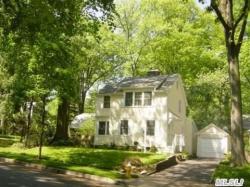 32 Windsor Road Great Neck, NY 11021