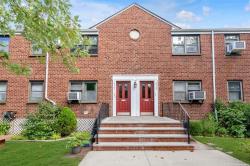 160-51 17th Avenue Lower Whitestone, NY 11357