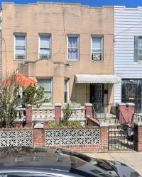 2712 Holland Avenue Bronx, NY 10467
