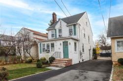 8A Franklin Pl Great Neck, NY 11023