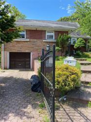 194-02 87th Road 1st FL Holliswood, NY 11423