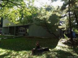 17 Fir Drive Great Neck, NY 11024