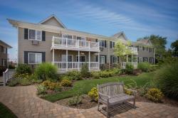 3 Willowbrook Road 3A Bay Shore, NY 11706