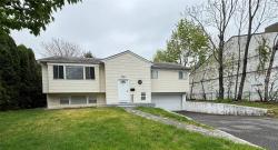 5 Elm Street Great Neck, NY 11021-2317