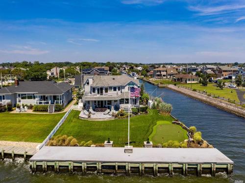 Luxury Homes For Sale In Massapequa