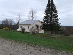 8066 Park Road Williamsburg, MI 49690
