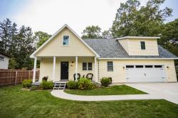 846 Avenue D Traverse City, MI 49686