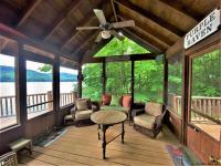 18 Clearwater Way Schroon Lake, NY 12870