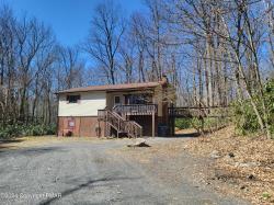 2153 Gravel Road Canadensis, PA 18325