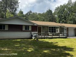 38 W Fawn Grove Drive Albrightsville, PA 18210