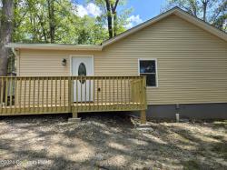 126 Evergreen Drive Bushkill, PA 18324