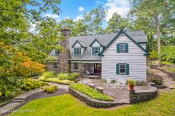 215 Summit Drive Buck Hill Falls, PA 18323