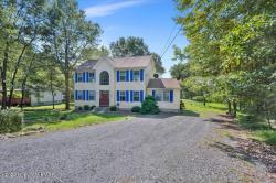 51 Shawnee Trail Albrightsville, PA 18210