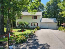 34 Heath Lane Mount Pocono, PA 18344