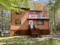 6352 Ventnor Drive Tobyhanna, PA 18466