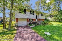 1527 Lake View Penn Lake Park Drive White Haven, PA 18661