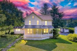 349 Carlton Road Mount Pocono, PA 18344