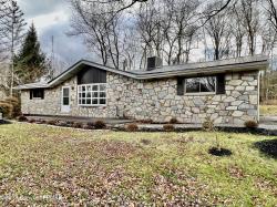 5505 Lincoln Place Gouldsboro, PA 18424