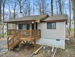 1136 Kensington Drive Tobyhanna, PA 18466