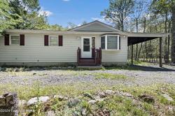 5111 Iroquois Street Tobyhanna, PA 18466