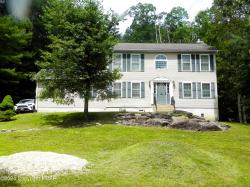 131 Wildwood Lane Canadensis, PA 18325