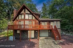 121 Sussex Court Bushkill, PA 18324