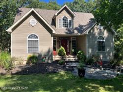 4417 Low Court Cresco, PA 18326