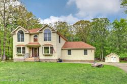 409 Iroquois Loop Canadensis, PA 18325