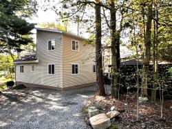 6121 Boardwalk Drive Tobyhanna, PA 18466