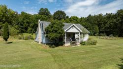 731 Evergreen Hollow Road Saylorsburg, PA 18353