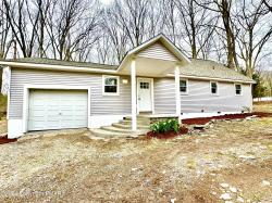 153 Bromley Road Henryville, PA 18332