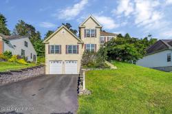 3185 Pine Valley Way East Stroudsburg, PA 18302