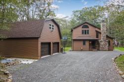 198 High Country Drive Blakeslee, PA 18610