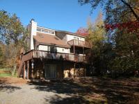 194 Bishop Cir, Albrightsville, PA 18210