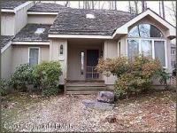 852 Crest Pines Lane, Pocono Pines, PA 18350